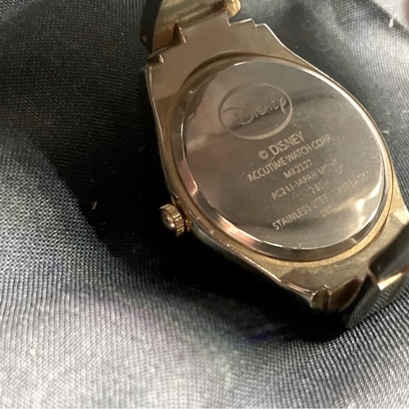 Disney Women's MK2127 Mickey Mouse Rhinestone Accent Gold-Tone Bracelet Watch - Picture 6 of 9